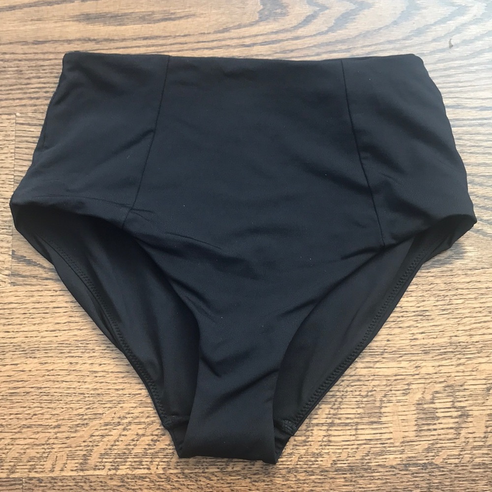 H&M black high waist swim bottom!